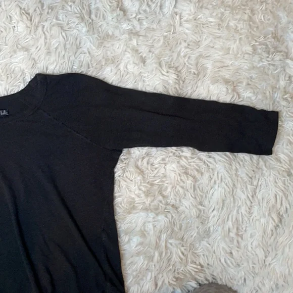 Abercrombie & Fitch Black 3/4 Sleeve - Size Small - Picture 3 of 8